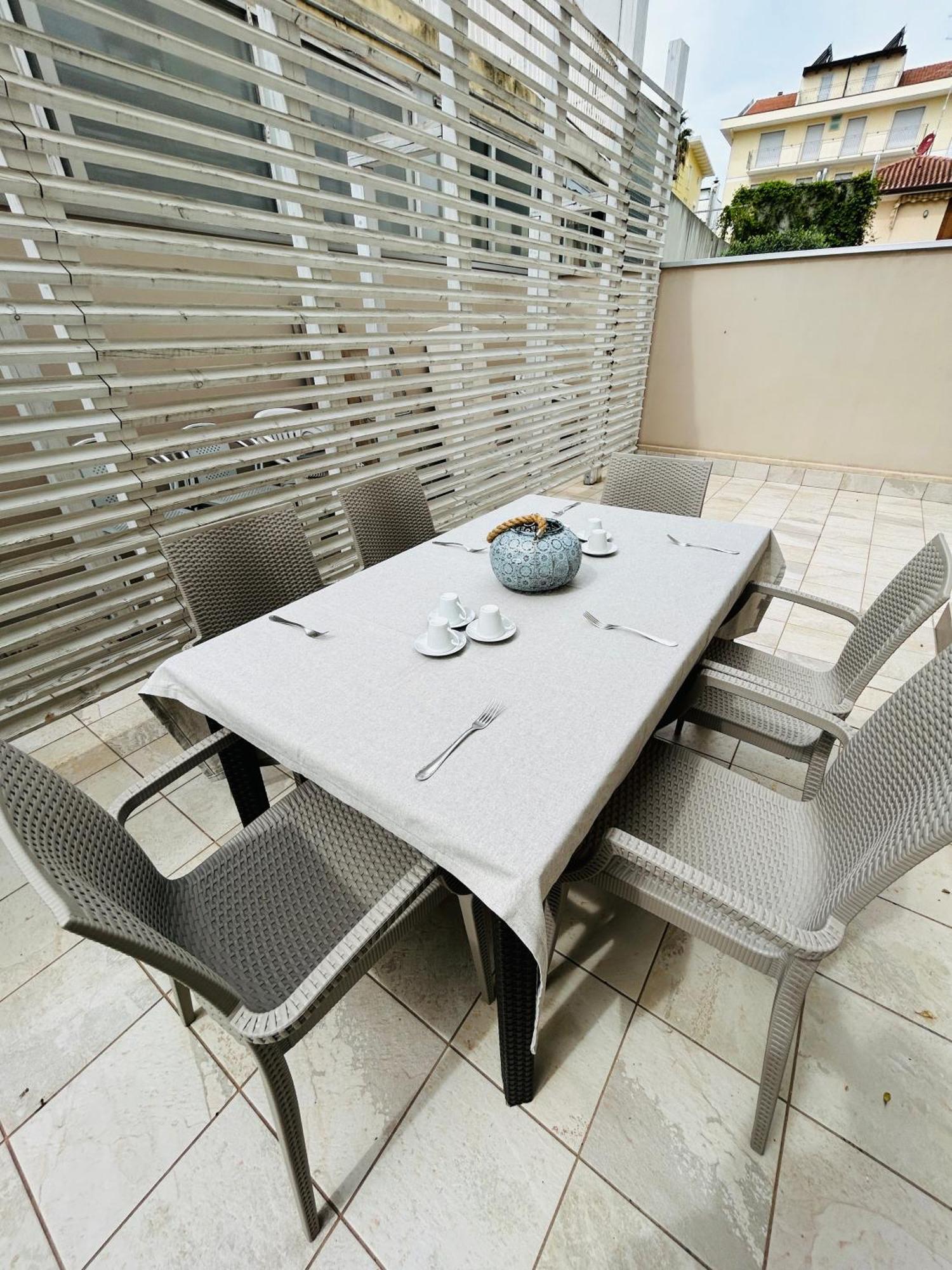 Menotti 3A-Flexrent Abissinia Lägenhet Riccione Exteriör bild